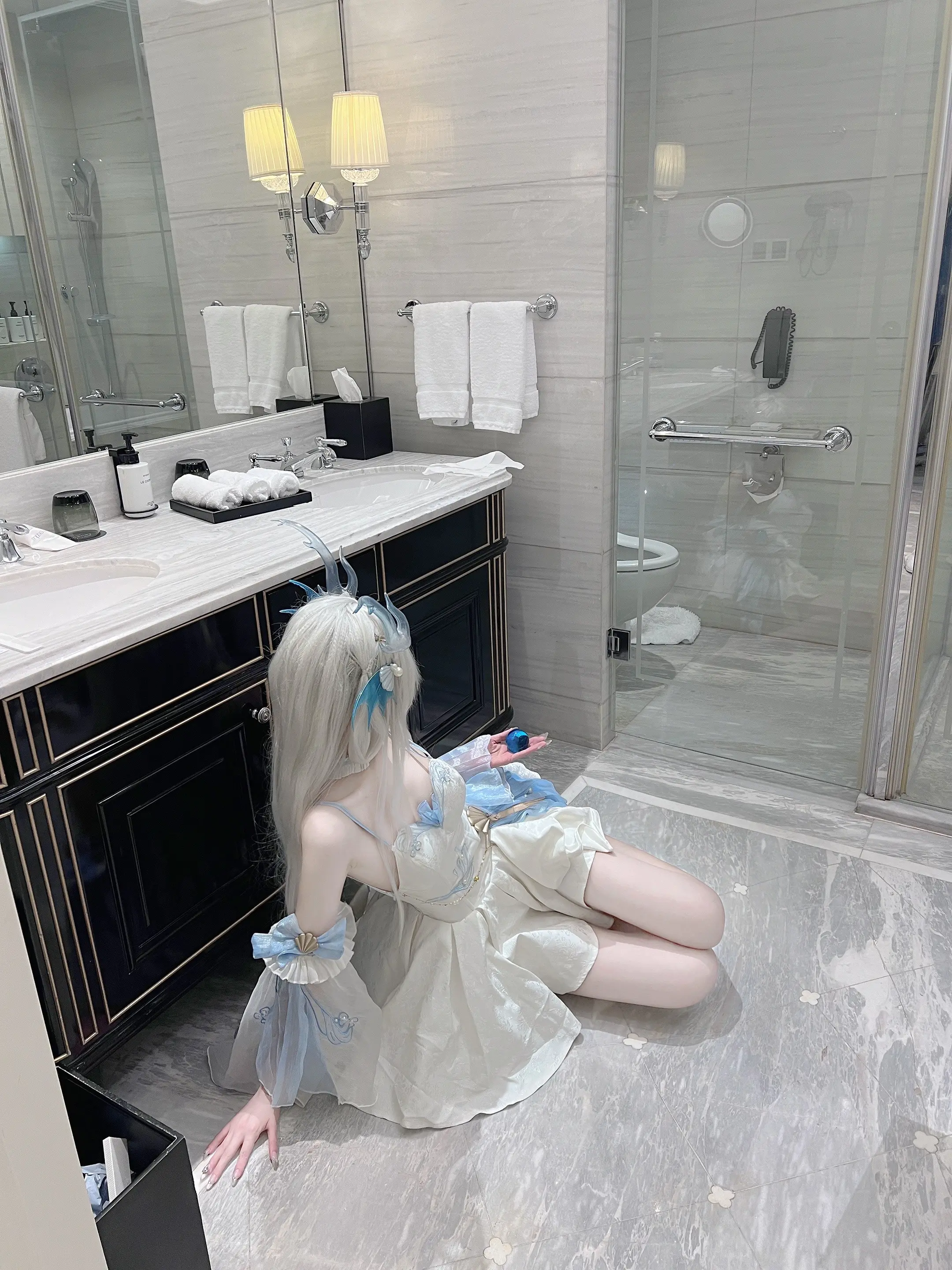 择难路 未有疑。