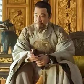 1402年，朱棣攻下南京，打算处死旧臣夏原吉。夏原吉说：“我自知必死，但能否宽限