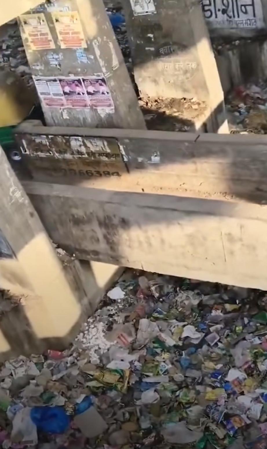 为何印度人认为印度是全世界最干净的国家？

首先，大家认识的脏和印度人认识的脏完