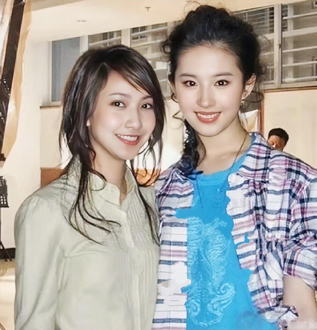 我记得这是伊利优酸乳的广告 还有易建联 当时郎才女貌的广告我特别喜欢看 谁能想到