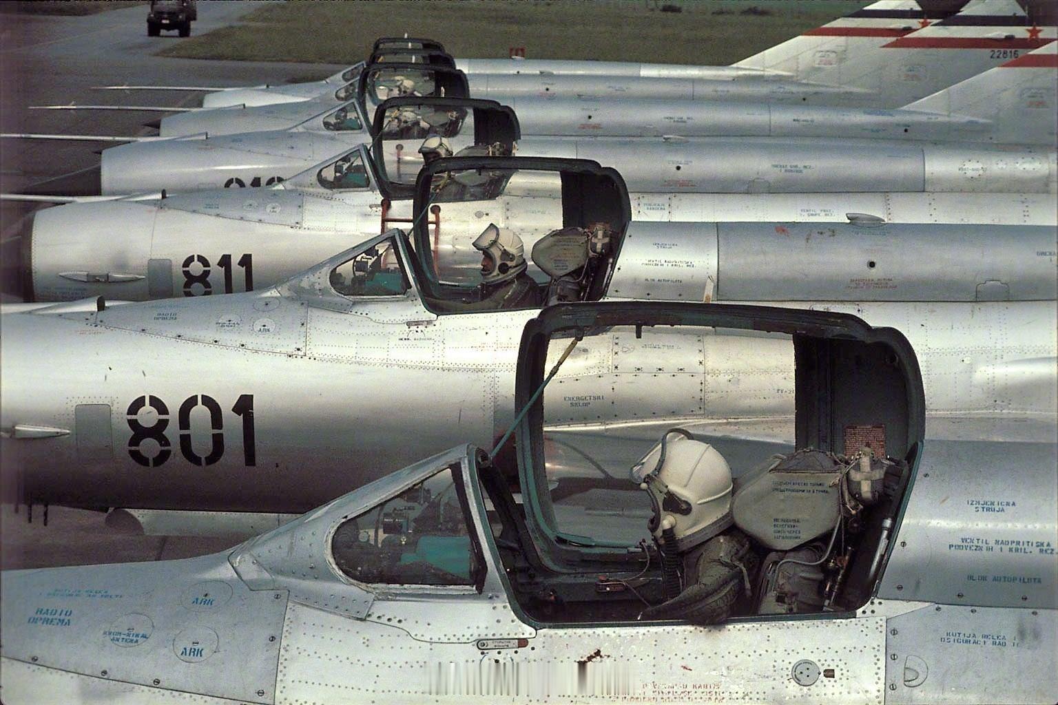 MiG-21M 飞行员的GSh-4（ГШ-4）高空压力头盔烽火问鼎计划 米格 2
