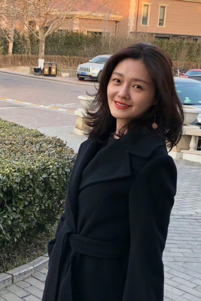 韩媒公开大S去世过程韩媒那个说法不准，大S生生给拖死的，身边人对她的病情重视不够