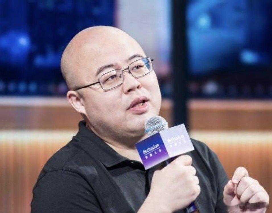 中国四大AI大模型创始人 DeepSeek梁文锋 Kimi杨植麟 智谱唐杰 Mi