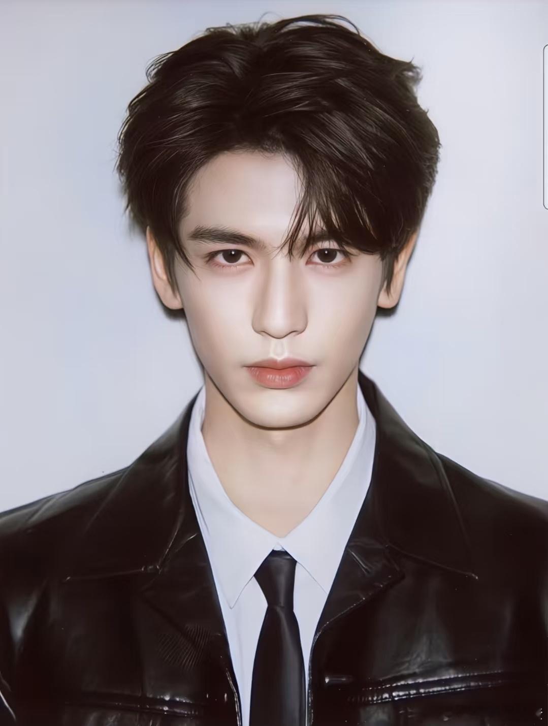 张翅张翅宠完你的宠你的张翅从精神上爱你老己 张翅用行动诠释宠爱，用精神陪伴表达深