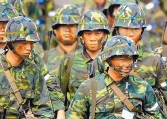 台军将士将面临的尴尬： 若你抵抗人民解放军收复台湾， 被打死了你算谁家的烈士？ 