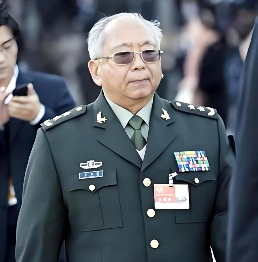 罗荣桓的儿子罗东进说过：现在社会上对干部子女有偏见，认为这些人都是腐败的。 
