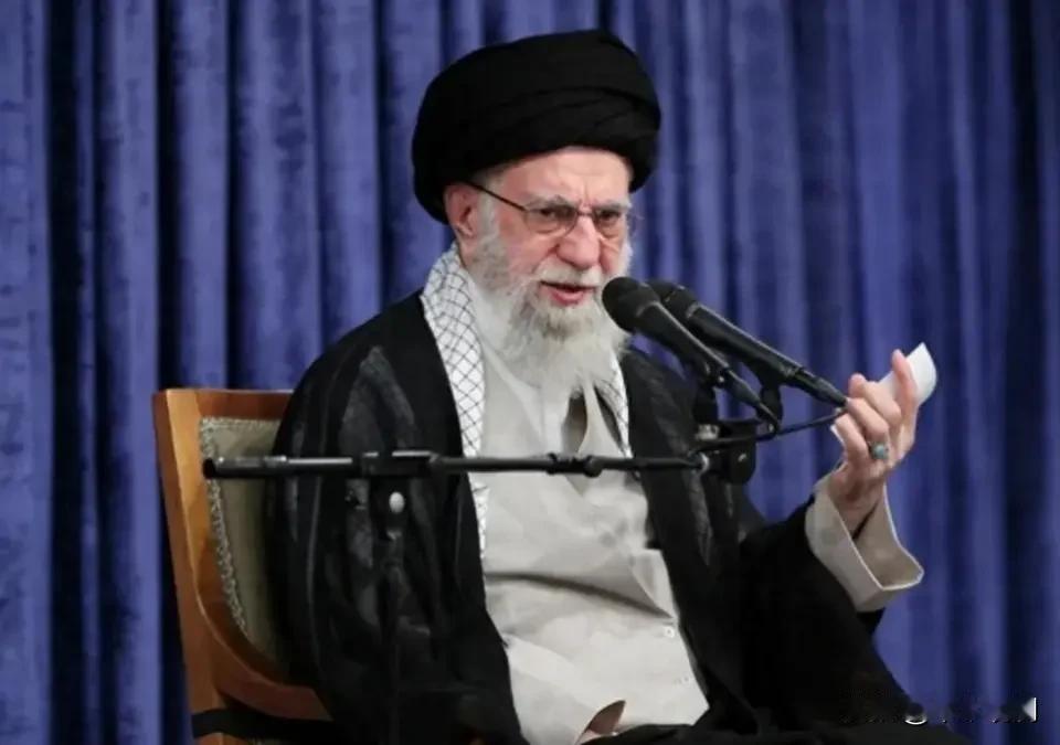 美国地面部队不敢下场，最多是利用空中优势来轰炸伊朗。用战争来加聚伊朗内部矛盾，从