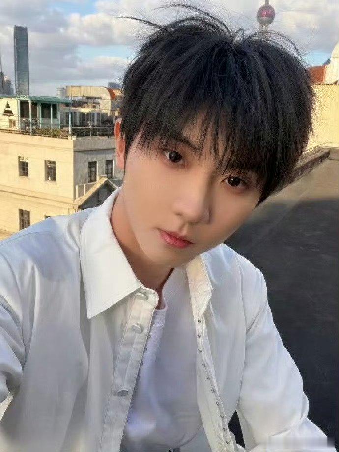 时代少年团贵阳solo曲，快来看看你期待哪个舞台的见面呢~马嘉祺《苏州河》、丁程