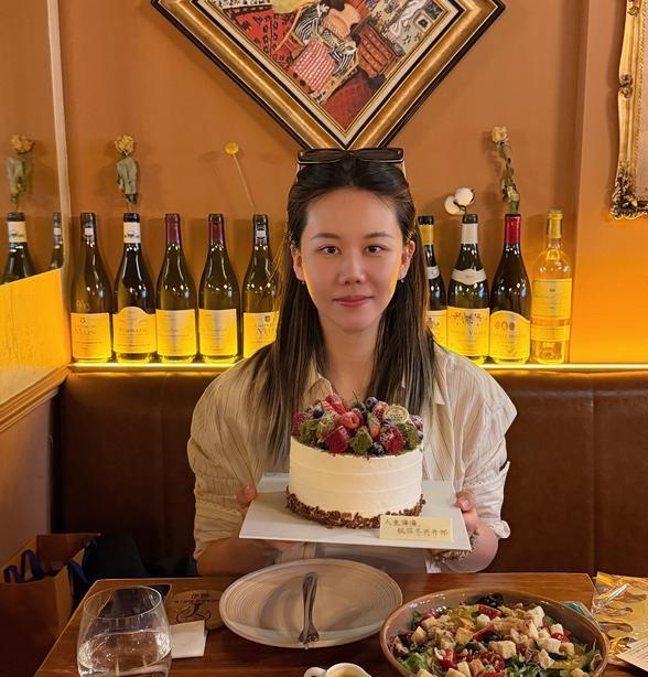 陈幸同作为国乒的优秀运动员，29岁生日之际依然保持对自己的忠诚和坚持，令人敬佩。