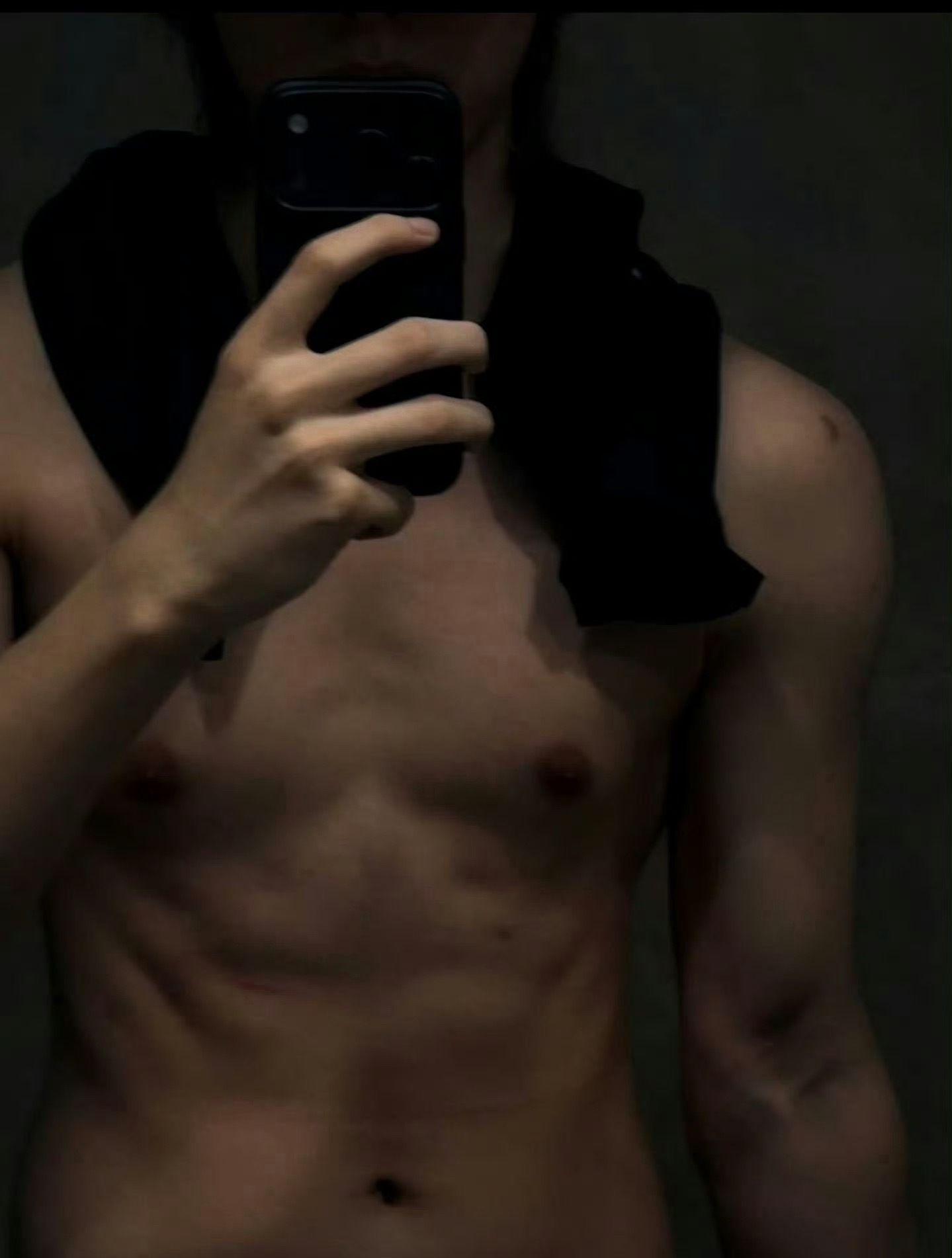 马柏全｜最新营业自拍，少年面孔搭配火辣身材，sooo hooot❤️🔥马柏全腹