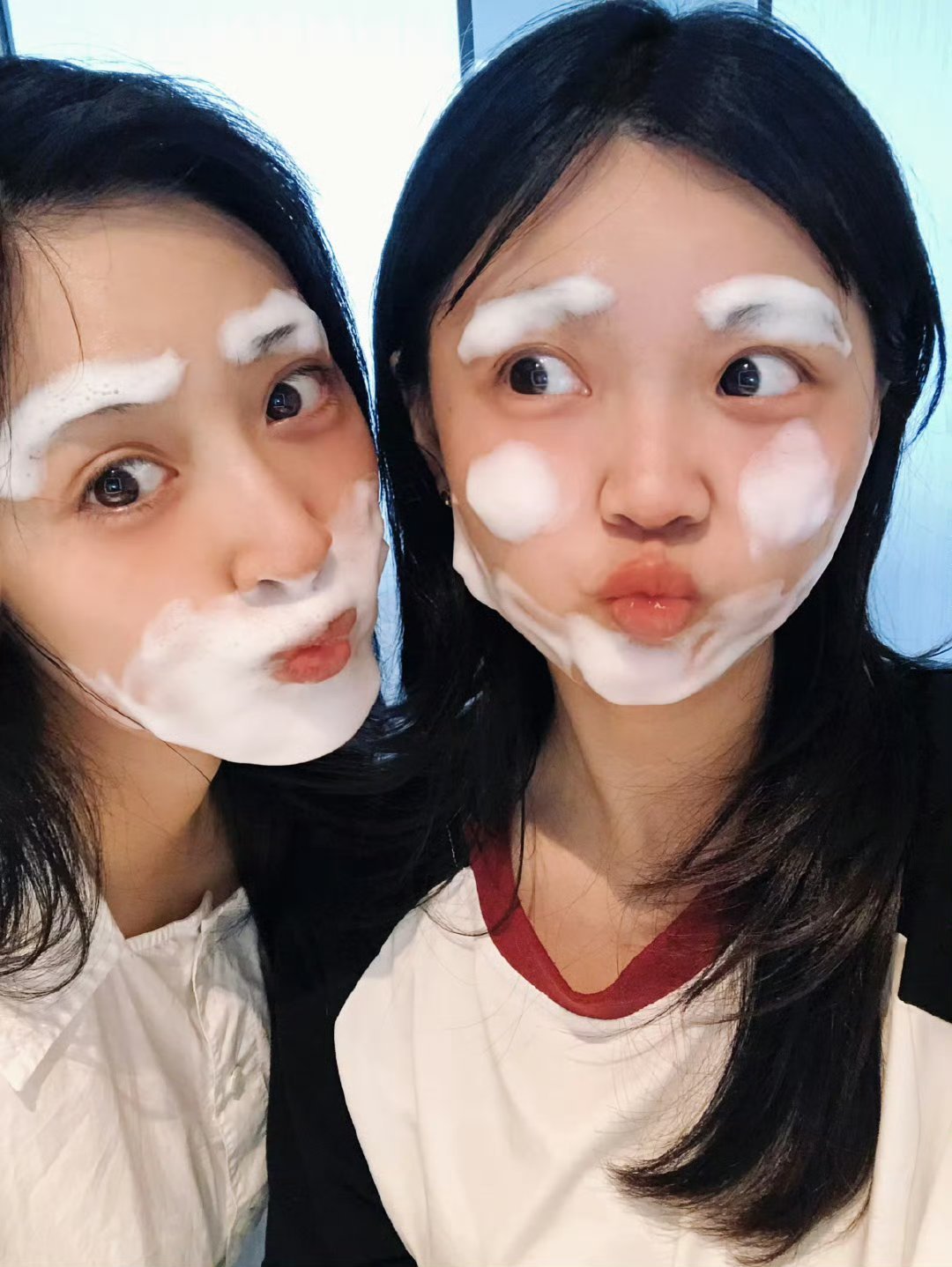 沈月cos了圣诞老人   还没到圣诞就收到沈月送的圣诞礼物啦[爱你] 