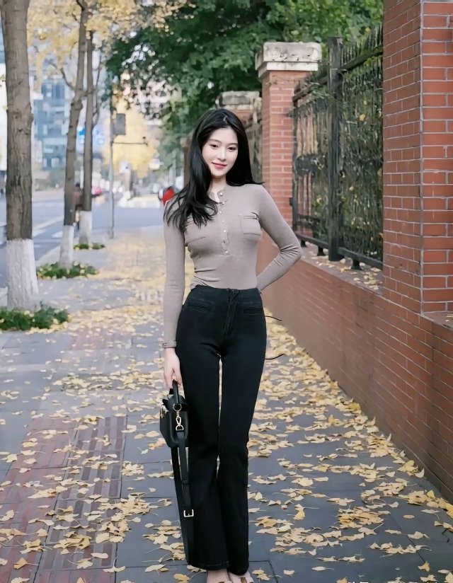 事实证明，正脸比背影好看，不接受反驳！ 