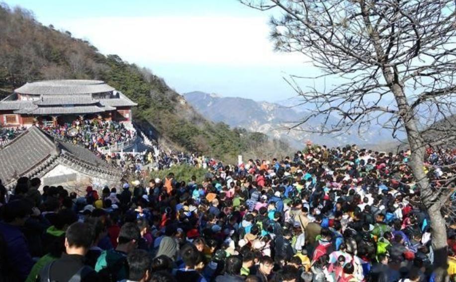 【五一旅游热是赚口碑的最佳时机，孙玉良：别把老百姓当行走的钱包】今天是2026年