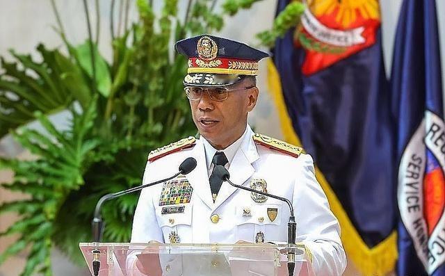 突发，根据来自菲律宾总统府的命令，菲律宾国家警察总长尼古拉斯·托雷三世被解除职务