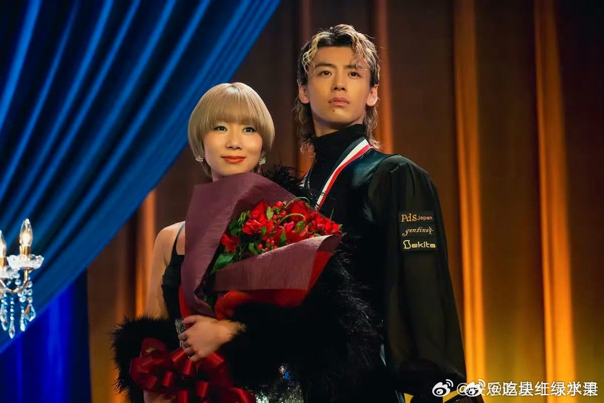 竹内凉真因戏生情 在bl剧中爱上女舞伴 目前正与女演员土居志央梨热恋中 