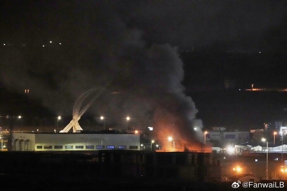 德黑兰攻击了伊拉克库尔德首府埃尔比勒的一个法国军事基地。已有6名法国受伤。马克龙