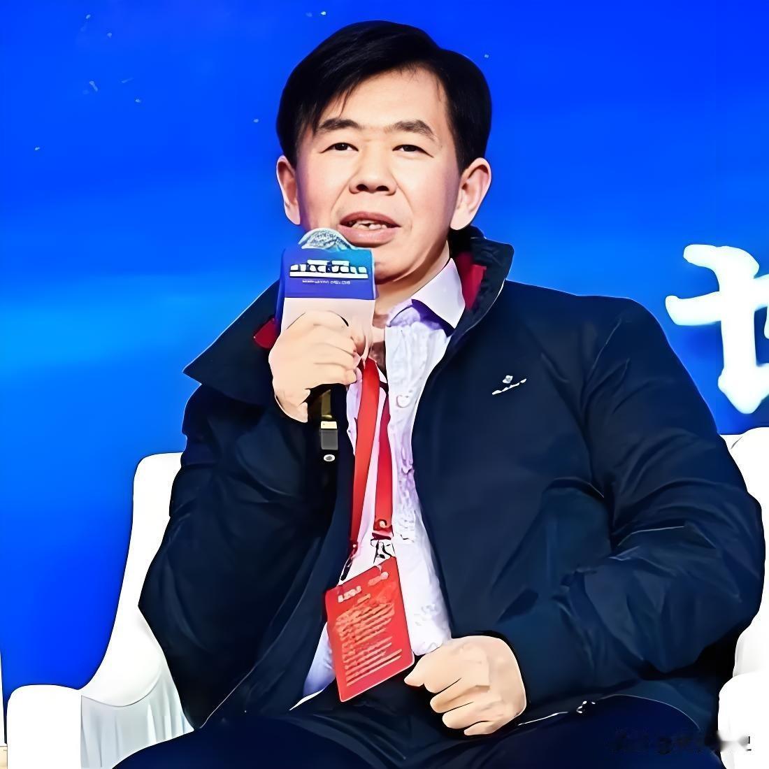 戴旭：“中国总是对全球的善意过盛、而武力又稍显不足，这种不平衡，恰恰是最致命的。