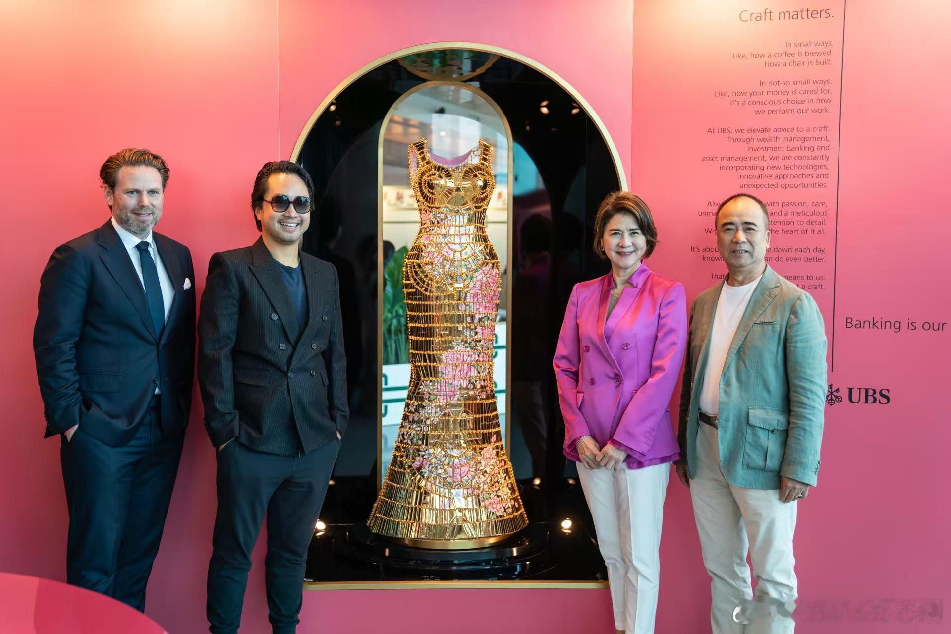 很高兴今天出席巴塞尔艺术展香港展会2025年开幕典礼，和各界一起支持和见证艺术界