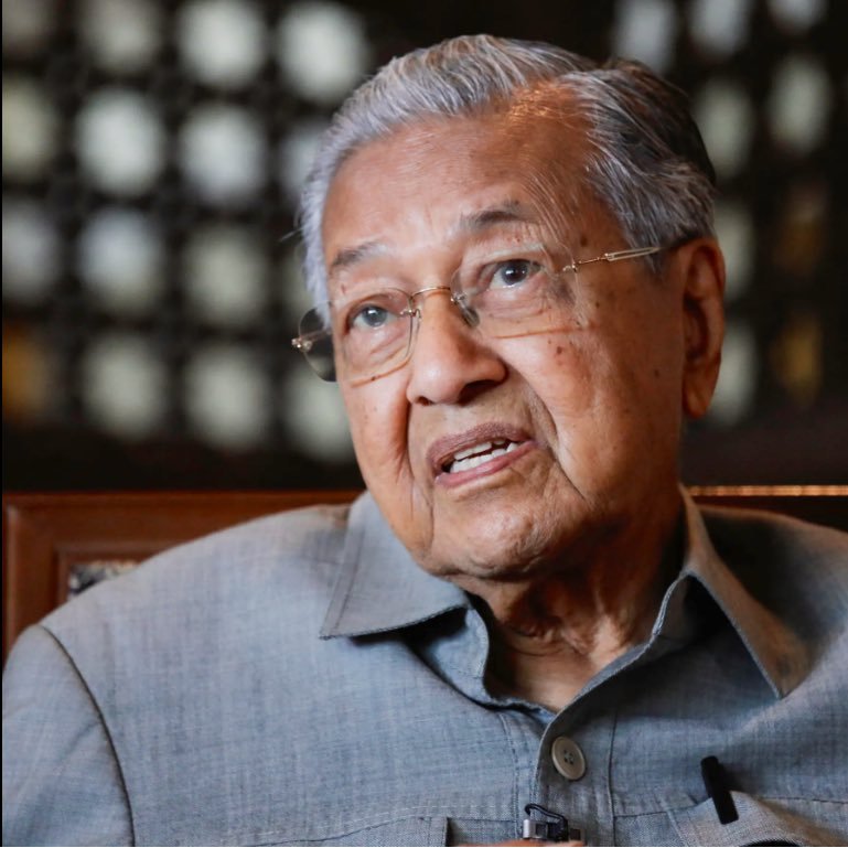 🇲🇾 现年百岁高龄的马来西亚前总理穆罕默德·马哈蒂尔称:“克尔白(天房)应属