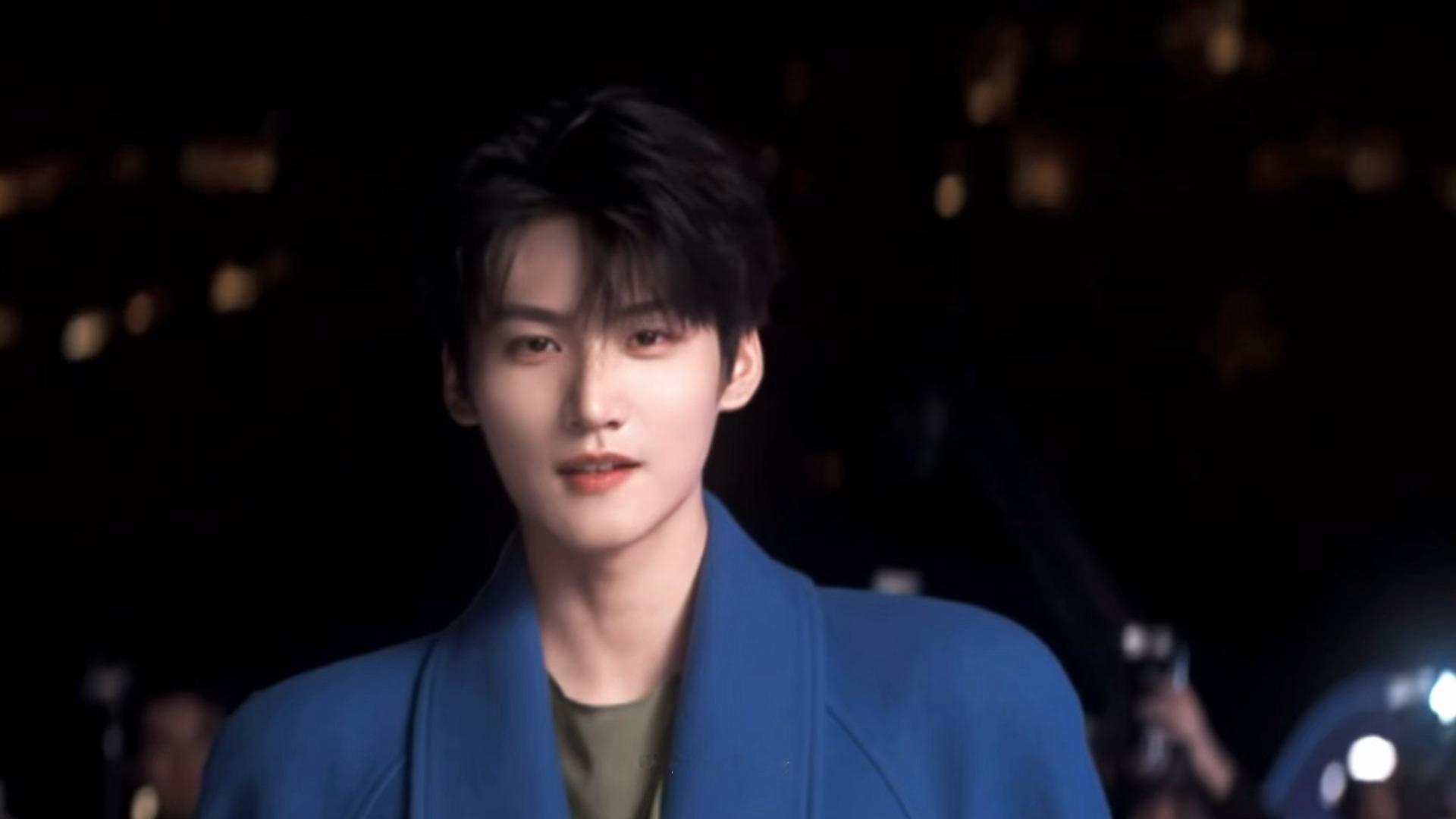 周柯宇这个松弛劲😵帅的好自在vogue红毯 ​​​