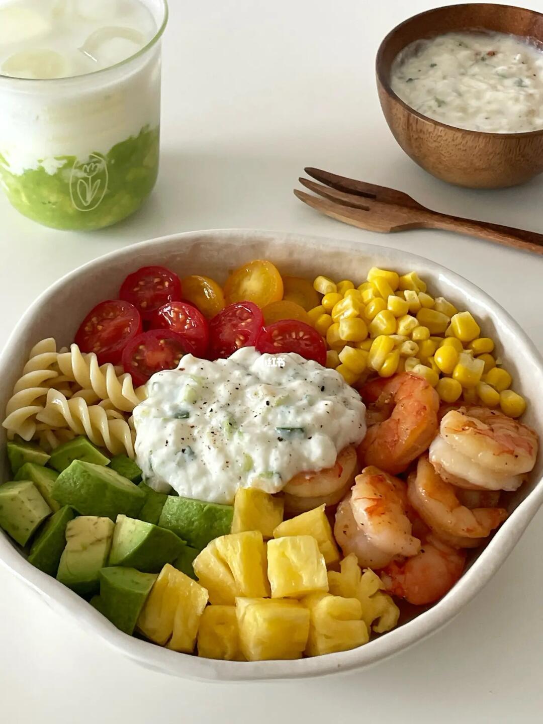 春日低卡餐🥒酸奶青瓜酱意面沙拉🍅敲好吃～