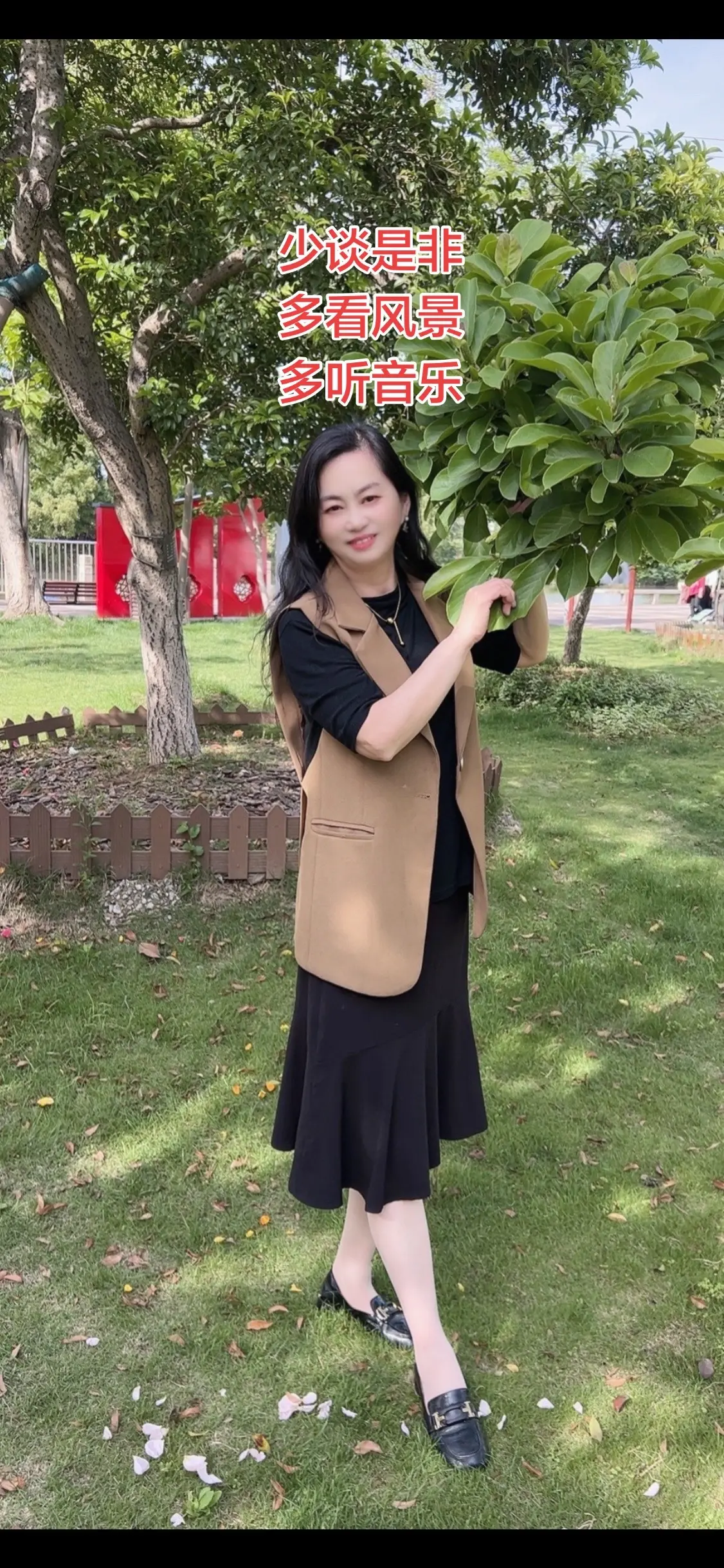我找不回当年的那个我，找不回被岁月带走的快乐！