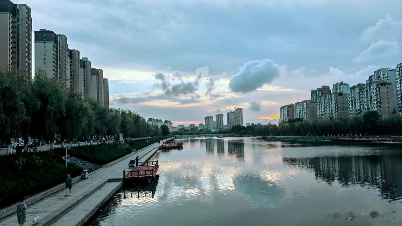 今日分享随手拍照片日落之后