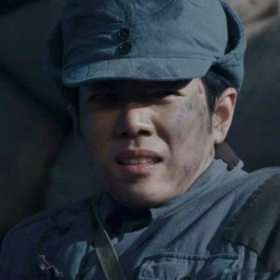 网友辣评：“刘铮亮差一点就成为下一个肖战了”刘铮亮差一点就成为下一个肖战了刘铮亮