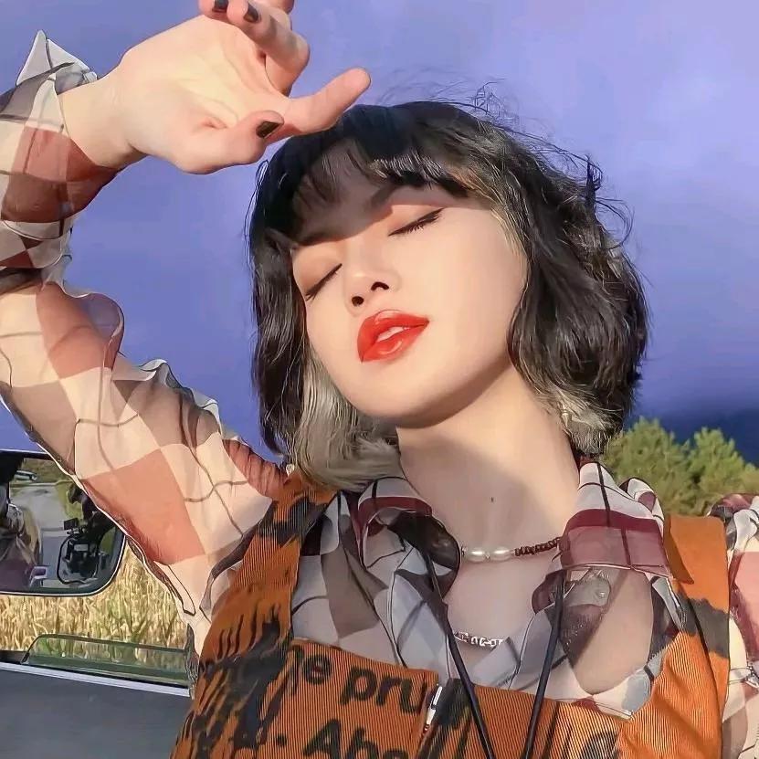 🌸 穿出复古风，轻松出街，轻松自在。复古风秋日穿搭 复古洋气穿搭 复古风穿搭潮