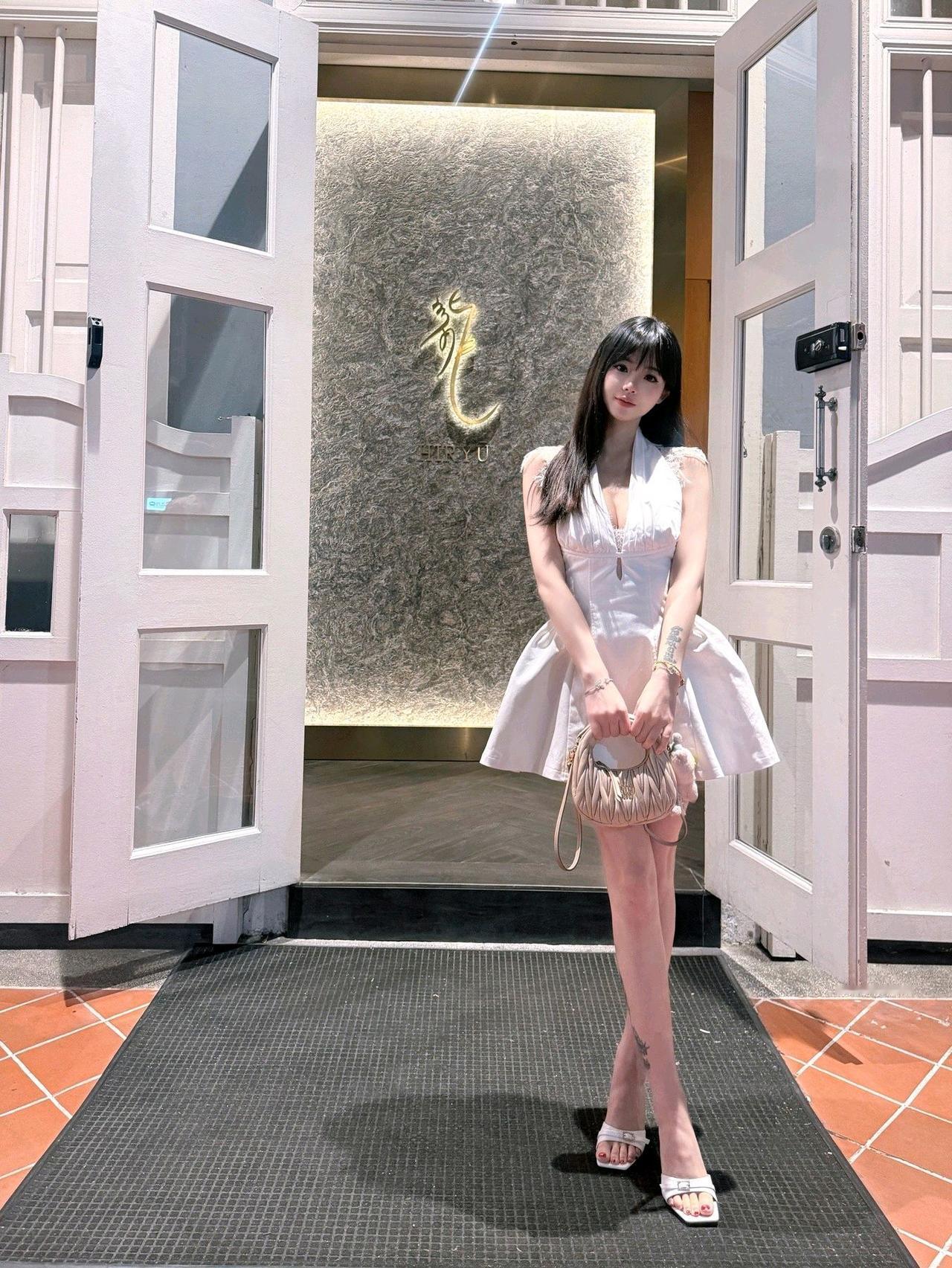 优雅自信穿搭分享