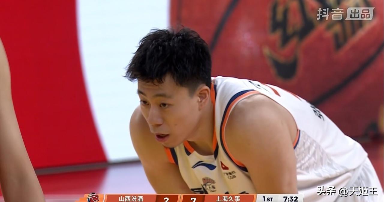 上海大胜山西！全队开花，唯独张镇麟有点“隐身”
 
上海久事客场112-80轻松