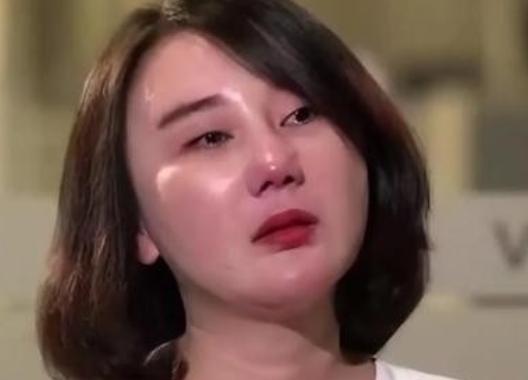 2018年扬州美女被二代抛弃后，实名举报，把前男友父子送入监狱，结果她的下场更惨