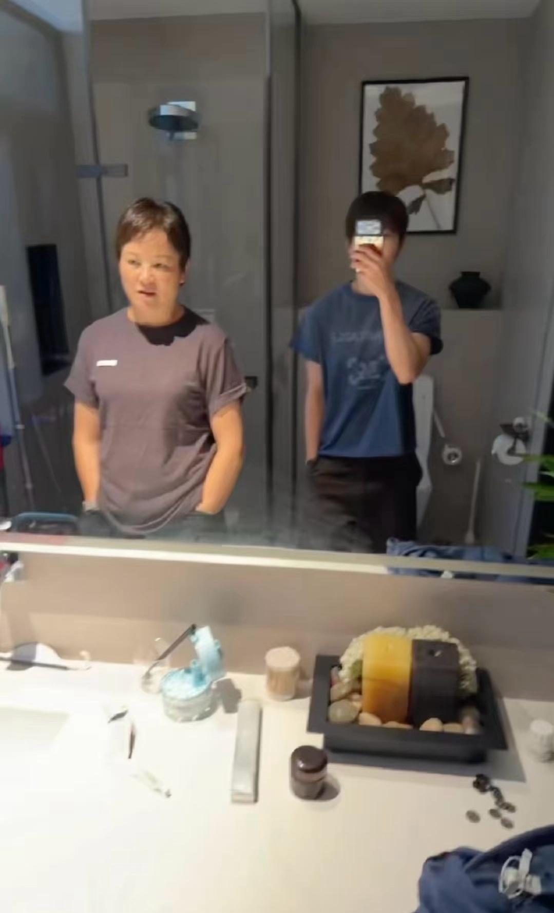 姐姐和妈妈都好酷啊！！！！！！！！！！！！！
🫘 小Y充电宝 ​​​