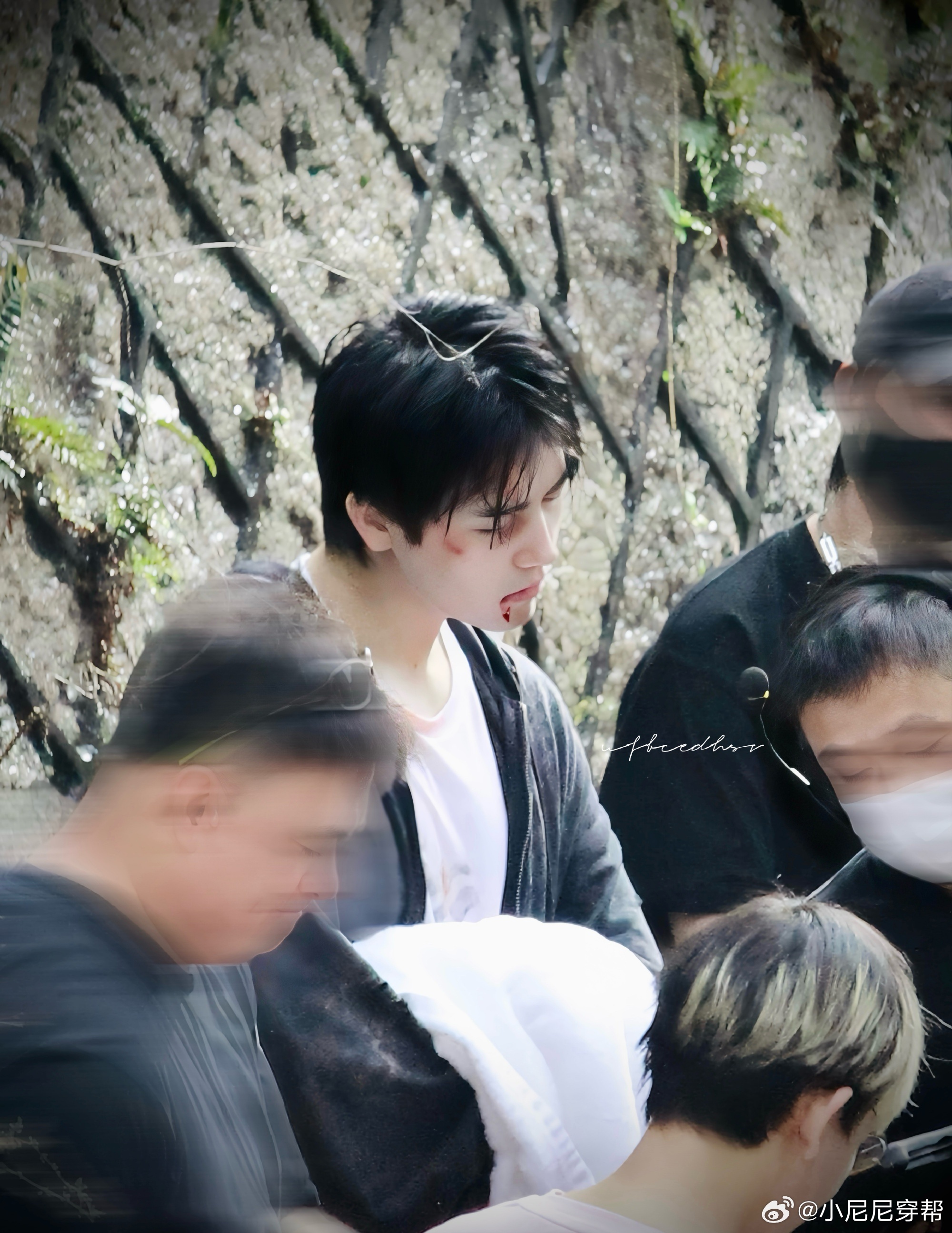 以为陈飞宇挨打了以为陈飞宇被打了 第一眼看错的集合！这受伤妆完全看不出化妆的痕迹