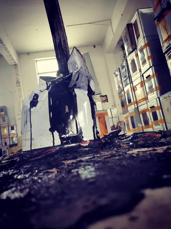 全身95%重度烫伤！热水器爆炸毁了一个家，你家墙上也挂着“定时炸弹”
 
家人们