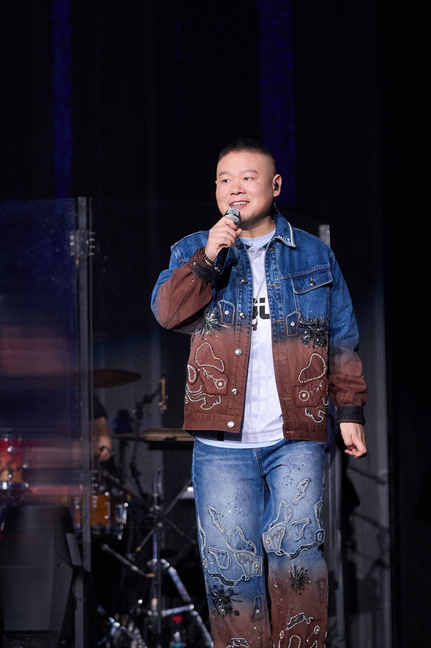 今晚岳云鹏演唱-上海站。 