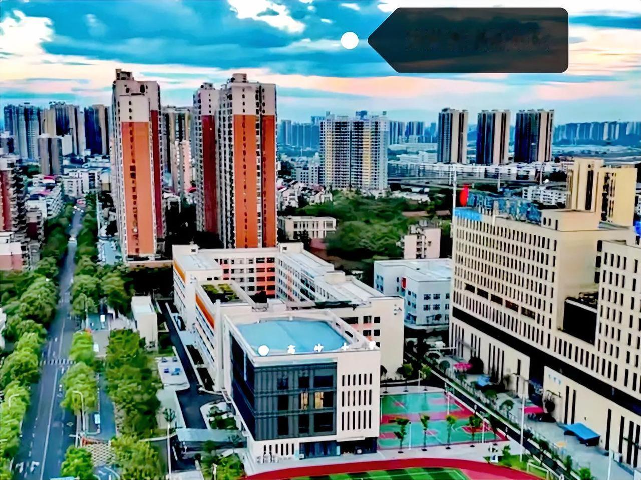 湖南省衡阳市，在城市建设方面确实存在很大的不足，尤其是城建规划这方面，规划的像一