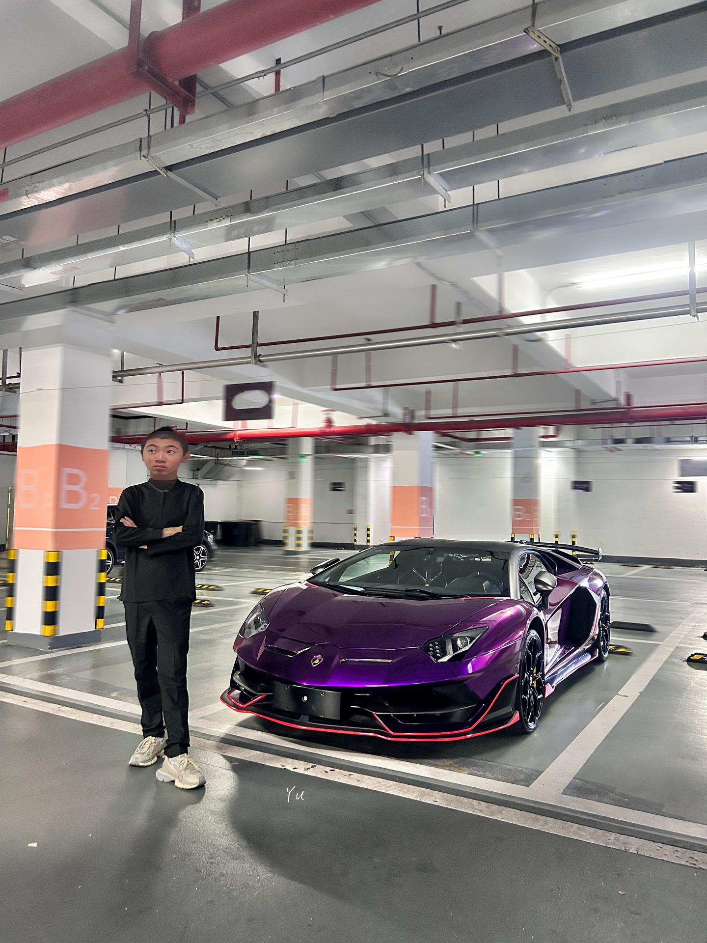 想跟我谈恋爱？你还是去弹鸡蛋吧