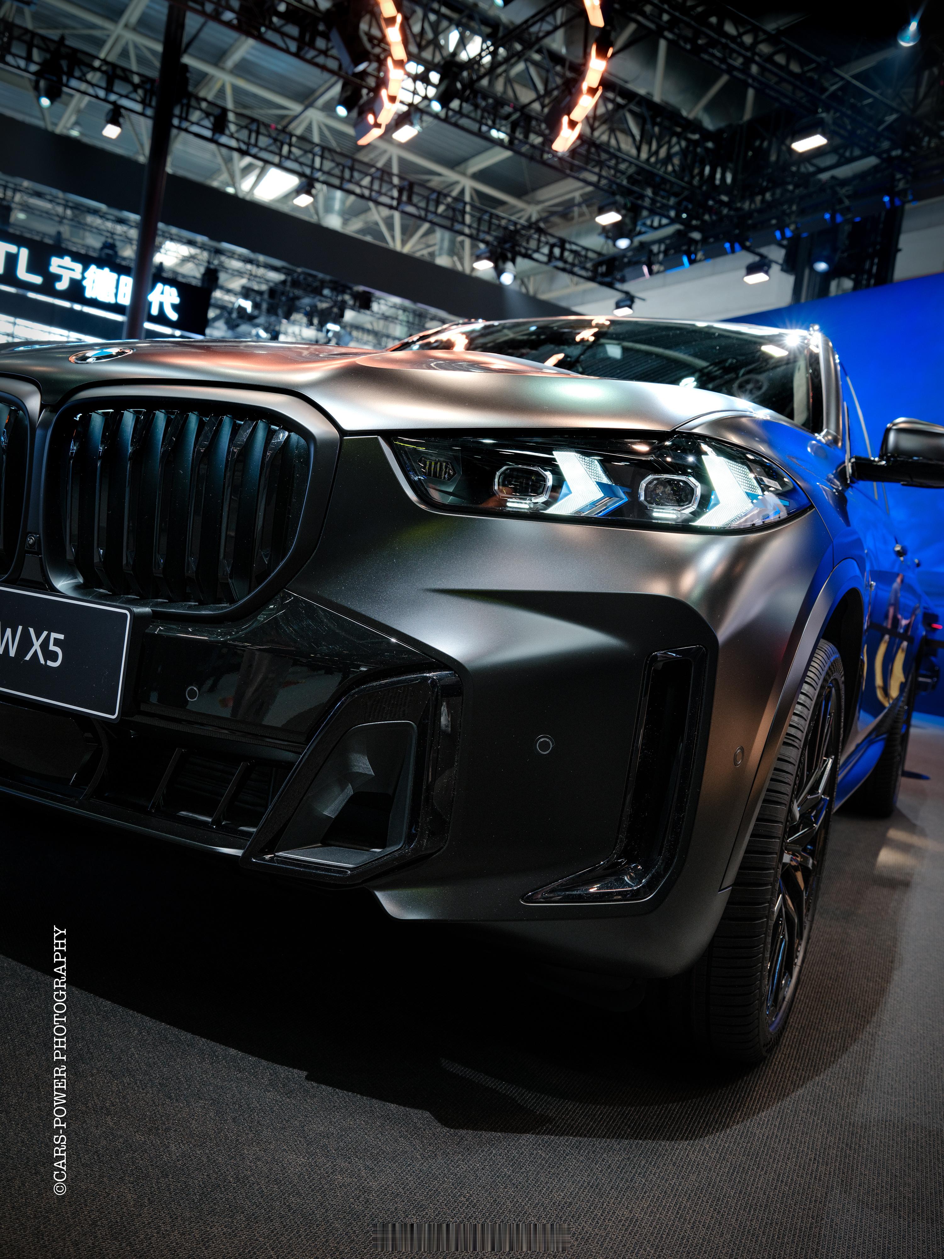 今年北京车展的宝马展台两款新世代车型和全新7系是绝对主角这台“旧世代”设计的🖤