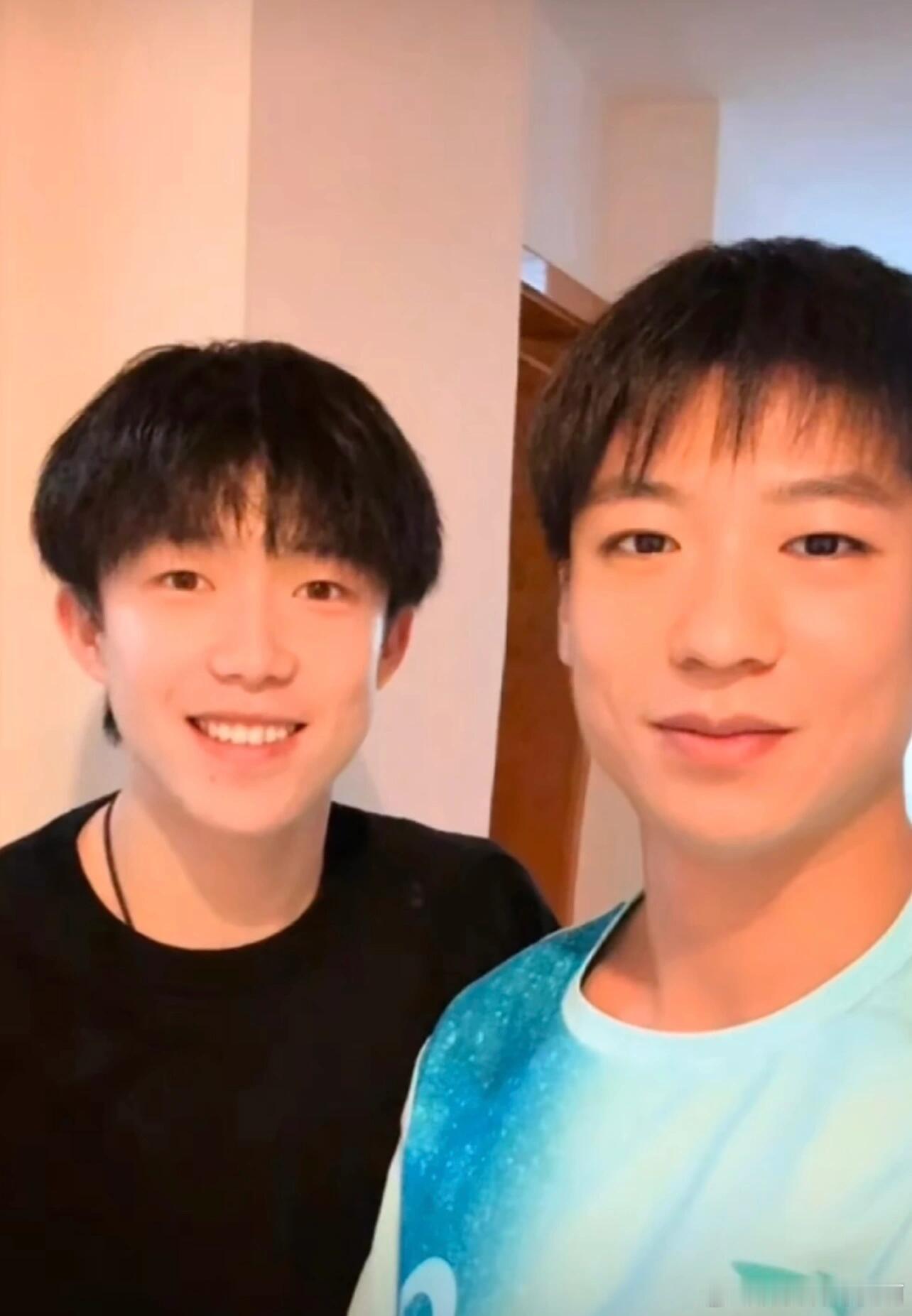 好开心的王楚钦，给耶耶开的这美颜[笑cry] ​​​