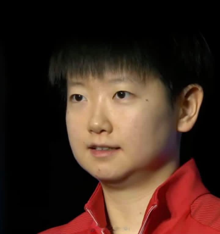 国乒女团7连冠孙颖莎最佳女运动员奖 连续两届斩获该殊荣，实至名归！🏆与有荣焉！