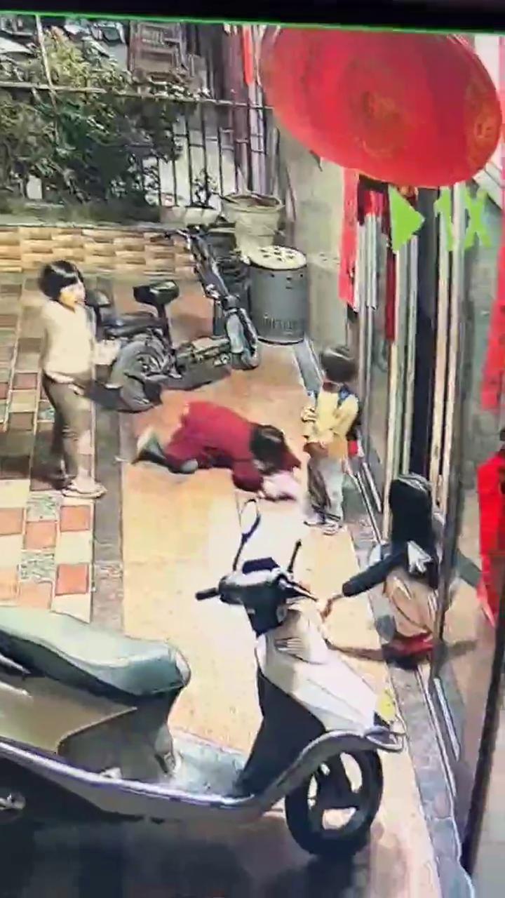 我爱的孙子投诉完后，他老表卖了份子的投诉完后。