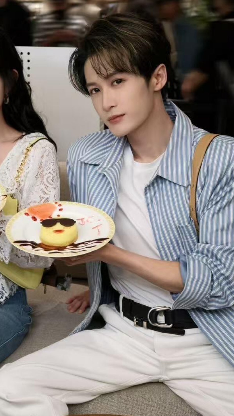 檀健次 檀健次早呀！一起吃早餐(๑•̀ㅁ•́ฅ✧孟子义檀健次在聊什么  专栏 ·