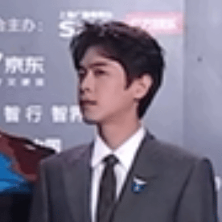 张若昀说我的智商是笨 他介绍自己说“我是Ben，从名字里能看到我的智商”，说完自