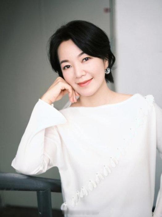 阿雅就抄袭视频道歉阿雅承认视频抄袭 15日，有自媒体博主质疑阿雅视频抄袭。刚刚，