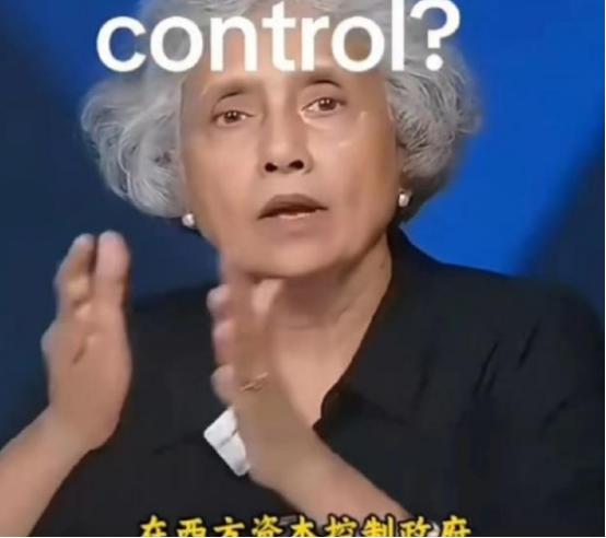 现在美国人开始羡慕中国制度了，有美国学者这么概括：美国是资本控制国家，国家听资本