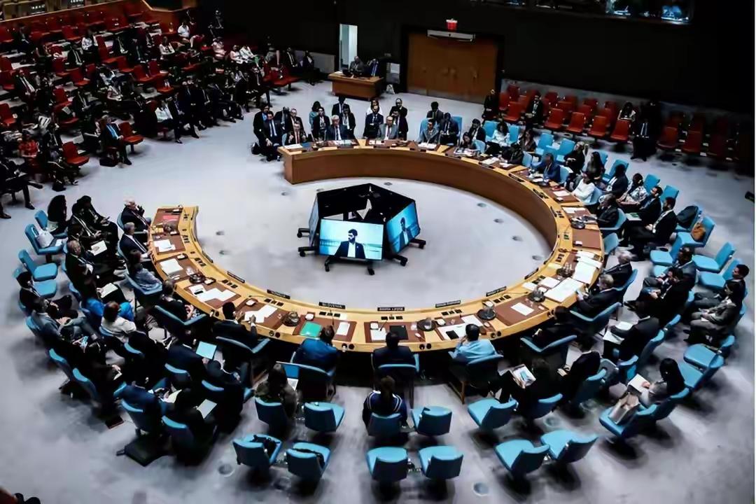 中国投反对票，是负责任的大国担当，不是霸权。
联合国安理会一场投票，直接把小国的