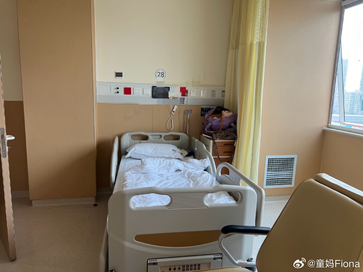 讲解了过程今天就没事了等明天早上吧解决自己的晚饭没有家属不能外卖我的妈呀～～～宝