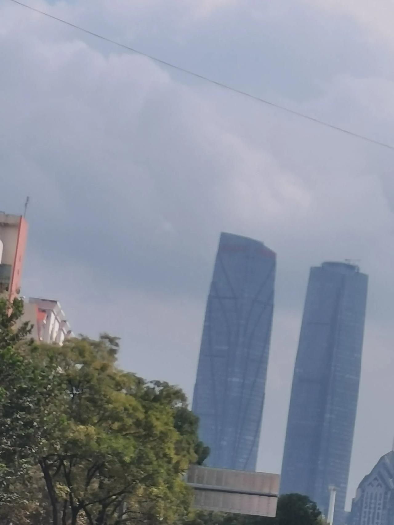 友友们，早上好啊！
感谢各位这段时间的支持，无论如何，都得感谢大家，无论是过客，