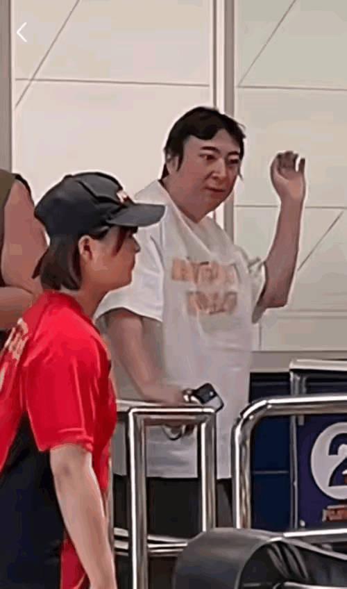 这真的是王思聪么？真的没有P图？ ​​​